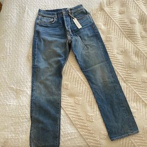 Brand new Imogene and Willie washed HARPER jeans with tags!
